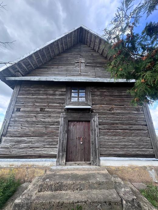 Деревянная часовня на кладбище (Липнишки)